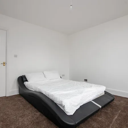 Cosy One Bedroom Flat Solihull Exterior photo